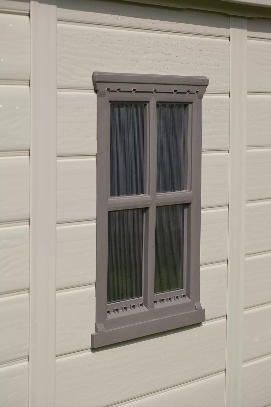 【Storage Shed】Factor 6 x 4 FT Strong Storage Shed Made Of Extremely Durable Resin & Reinforced with Steel