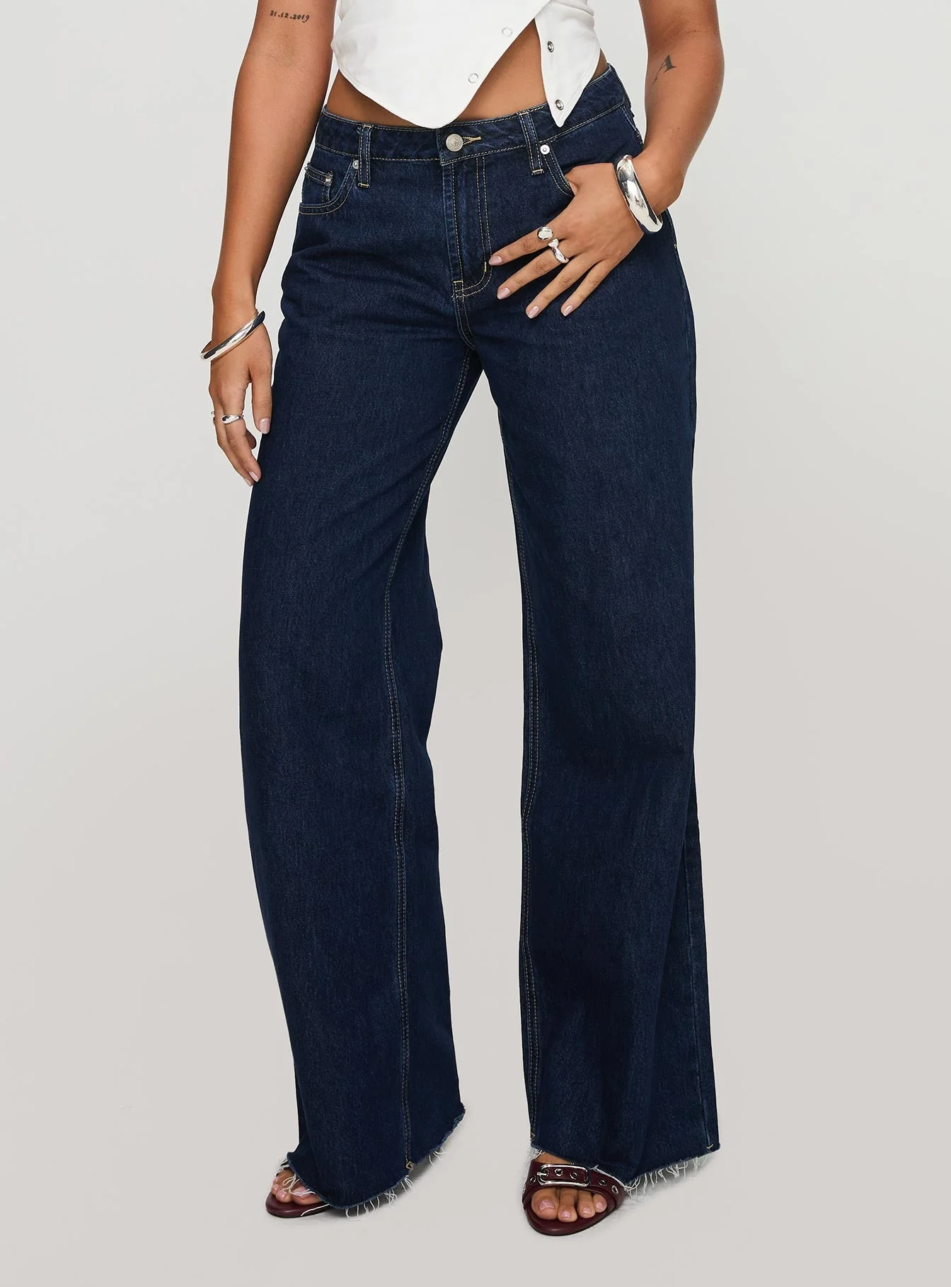 Darla Low Rise Straight Jean Dark Wash